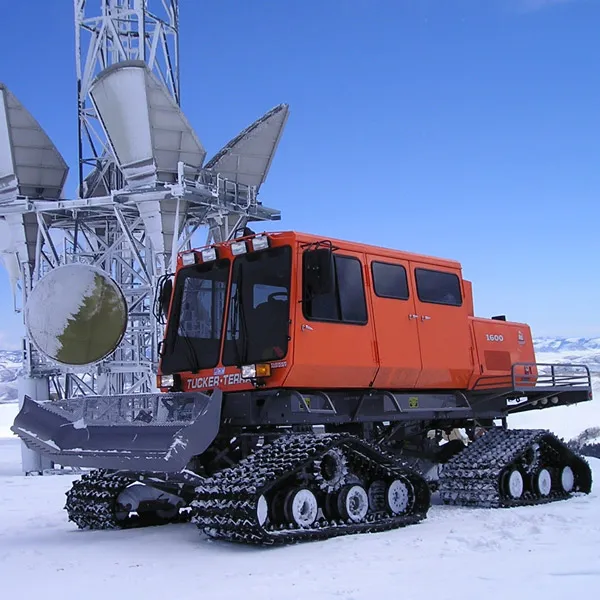 Model 1643RE 8-Passenger Tucker-Terra® Sno-Cat®